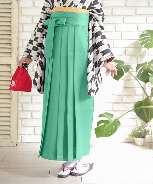 KYOETSU（キョウエツ）の「レディース無地袴（着物・レディース・ネイビー/ローズ/ダークブラウン/ライトグリーン/オレンジ/エンジ/マジェンタ/ダークパープル/ダークグリーン/ブラック/グリーン/ピンク/サックスブルー/イエロー/ターコイズブルー/パープル/スモーキーグリーン系/アイボリー/スモークピンク/グレイッシュベージュ/ブラウン/ライトブルーグレー・LL/L/S/M/3L）」の9枚目の写真