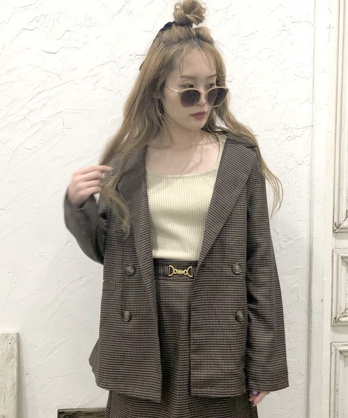 EPIMI E'PIMMY（エピミエピミー）の「《setupにも》ダブルボタンテーラードジャケット（テーラードジャケット・レディース・ベージュ/ネイビー/ブラウン/グレー・MEDIUM）」の4枚目の写真