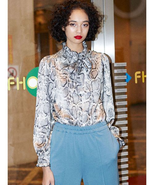 jouetie（ジュエティ）の「スタンドカラーリボンブラウス（シャツ/ブラウス・レディース・ブラック/ブルー/ミント/その他2・MEDIUM）」の22枚目の写真