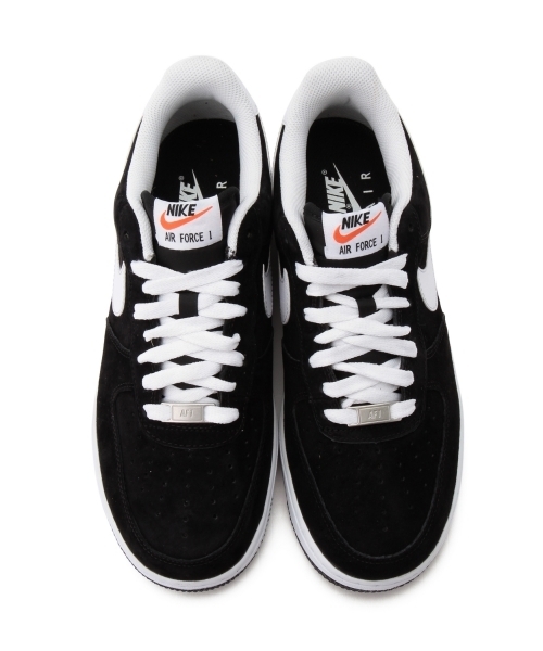 NIKE(ナイキ)の「NIKE / エアフォース1 07(スニーカー・メンズ・ブラック・27.0cm/28.0cm/27.5cm/28.5cm)」の3枚目の写真