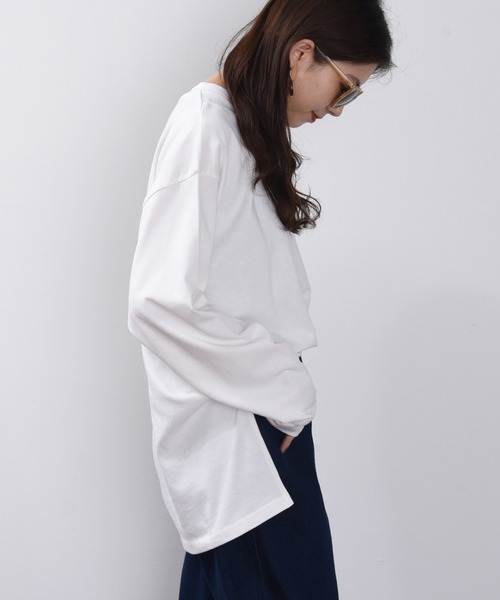 ap retro(アプレトロ)の「サイドスリットポケット付きプルオーバービッグTシャツ【ZOZOTOWN限定商品】(Tシャツ/カットソー・レディース・オフホワイト/ブラック/グレー/スモークピンク/ベージュ/グリーン・FREE)」の2枚目の写真