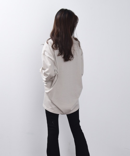ap retro(アプレトロ)の「サイドスリットポケット付きプルオーバービッグTシャツ【ZOZOTOWN限定商品】(Tシャツ/カットソー・レディース・オフホワイト/ブラック/グレー/スモークピンク/ベージュ/グリーン・FREE)」の21枚目の写真