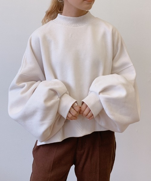 VANNIE U（ヴァニーユー）の「たぽ袖ショートスウェット（スウェット・レディース・ベージュ/ブラウン/ナチュラル・FREE）」の3枚目の写真