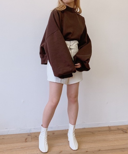VANNIE U（ヴァニーユー）の「たぽ袖ショートスウェット（スウェット・レディース・ベージュ/ブラウン/ナチュラル・FREE）」の15枚目の写真