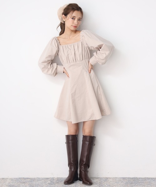one after another NICE CLAUP（ワンアフターアナザーナイスクラップ）の「ボリュームミニワンピース（ワンピース・レディース・ブラック/ベージュ/ブラウン・FREE）」の7枚目の写真