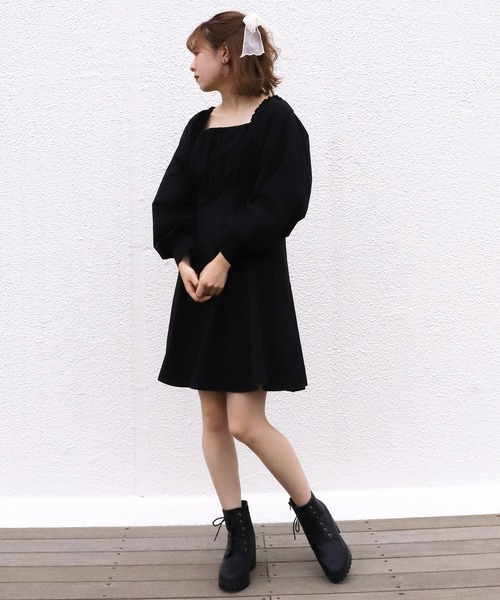 one after another NICE CLAUP（ワンアフターアナザーナイスクラップ）の「ボリュームミニワンピース（ワンピース・レディース・ブラック/ベージュ/ブラウン・FREE）」の13枚目の写真
