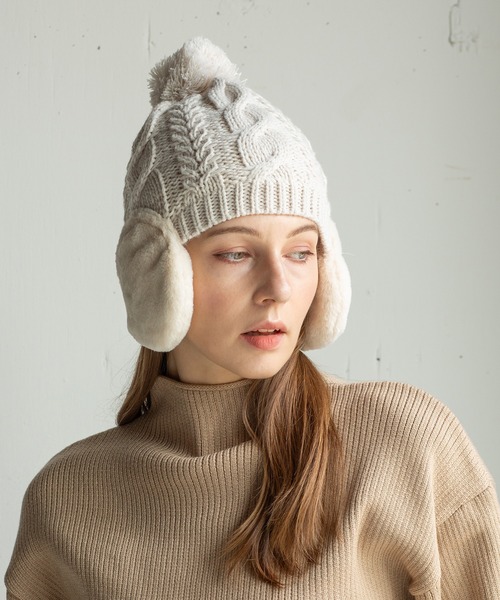 14+（イチヨンプラス）の「耳当て付きポンポンワッチ（ニットキャップ/ビーニー・レディース・アイボリー/グレー/ブラック/ベージュ/パープル/ライトグレー/グリーン/ベージュ系3・FREE）」の18枚目の写真