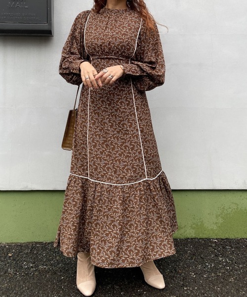 archives（アルシーヴ）の「花柄パイピングワンピース（ワンピース・レディース・ベージュ/ブラウン/グレー・MEDIUM）」の8枚目の写真