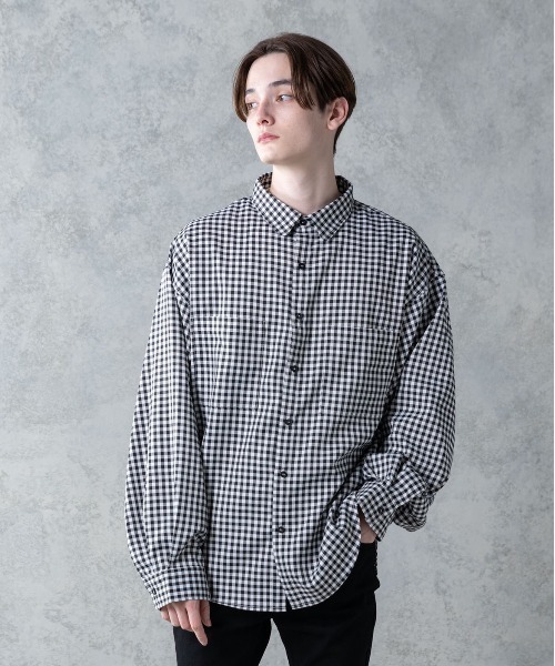 INTER FACTORY（インターファクトリー）の「ファッションインフルエンサー DAISUKE - Wポケットルーズスリーブシャツ　made in INTER FACTORY（シャツ/ブラウス・メンズ・ホワイト/その他/グレイッシュベージュ・MEDIUM/LARGE）」の3枚目の写真