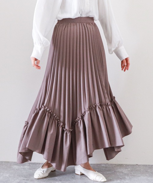 archives（アルシーヴ）の「イレヘムプリーツティアードスカート（スカート・レディース・グレイッシュベージュ/ベージュ/チャコールグレー・MEDIUM）」の16枚目の写真