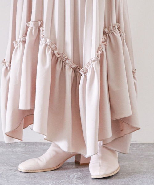 archives（アルシーヴ）の「イレヘムプリーツティアードスカート（スカート・レディース・グレイッシュベージュ/ベージュ/チャコールグレー・MEDIUM）」の12枚目の写真