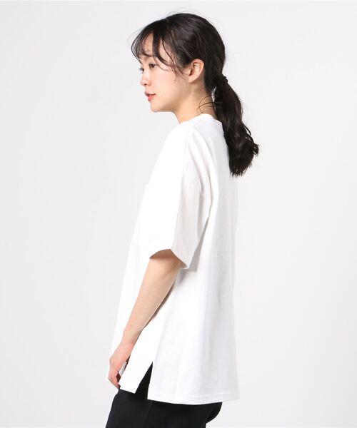 RIKKA FEMME(リッカファム)の「【ムラサキスポーツ別注】RIKKA FEMME/リッカファム ルーズシルエット Tシャツ R21SS201(Tシャツ/カットソー・レディース・ベージュ/ブラウン/ホワイト・FREE)」の6枚目の写真