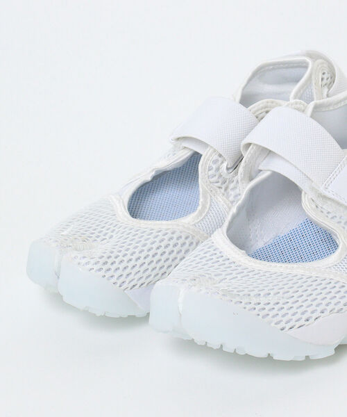 NIKE(ナイキ)の「NIKE / エアリフト(その他シューズ・レディース・ホワイト/ブラック・23.0cm/24.0cm/25.0cm)」の13枚目の写真