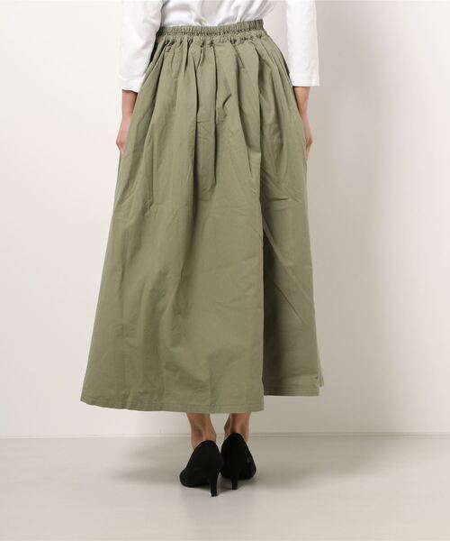 Samansa Mos2（サマンサ モスモス）の「タックフレアスカート（スカート・レディース・ベージュ/チャコール/キナリ/カーキ・ﾌﾘ-）」の5枚目の写真