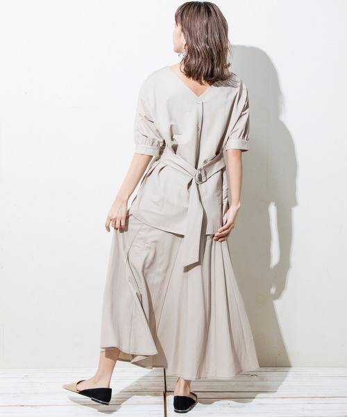 MILLION CARATS（ミリオンカラッツ）の「【接触冷感・UVカット】夏を快適に過ごすための機能素材！裾に向けてボリュームのあるマーメイドラインがスタイルアップして見せてくれるフレアースカート（スカート・レディース・ブラック/ベージュ/ミント・FREE）」の10枚目の写真