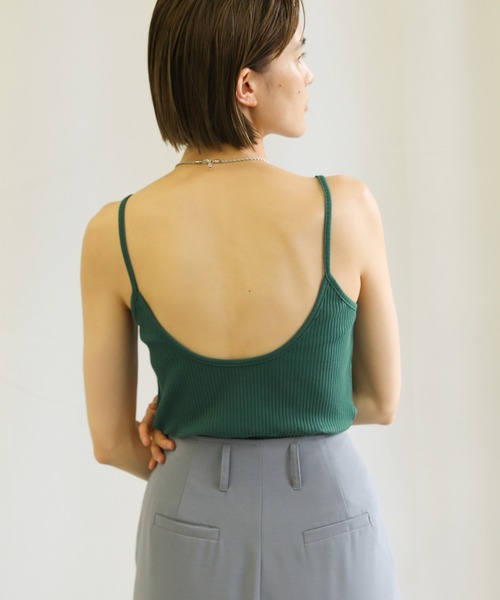 select MOCA（セレクトモカ）の「2021 SS バックラウンドリブキャミソール（キャミソール・レディース・ホワイト/ブラック/ベージュ/サックスブルー/モスグリーン・FREE）」の5枚目の写真