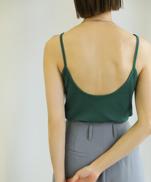 select MOCA（セレクトモカ）の「2021 SS バックラウンドリブキャミソール（キャミソール・レディース・ホワイト/ブラック/ベージュ/サックスブルー/モスグリーン・FREE）」の11枚目の写真