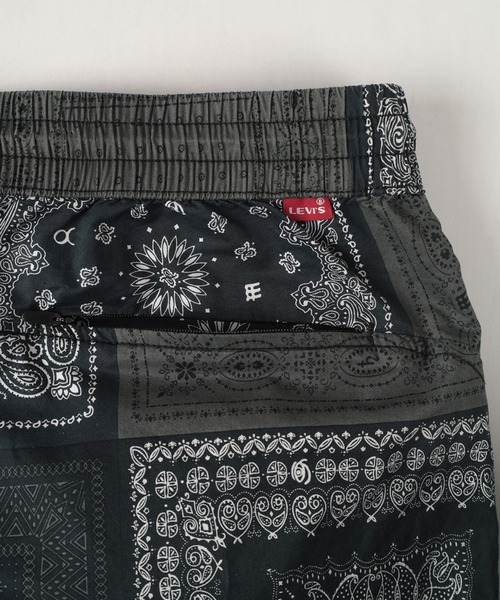Levi's(リーバイス)の「【Levi’s/リーバイス】バンダナ柄 ショートパンツ/UTILITY CARGO SHORTS(チノパンツ・メンズ・ブラック系その他・S/L/M)」の9枚目の写真