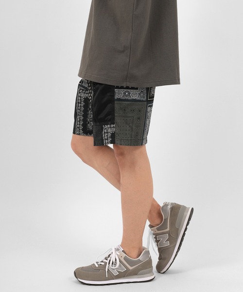 Levi's(リーバイス)の「【Levi’s/リーバイス】バンダナ柄 ショートパンツ/UTILITY CARGO SHORTS(チノパンツ・メンズ・ブラック系その他・S/L/M)」の5枚目の写真