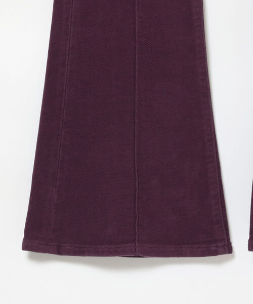Ray BEAMS（レイビームス）の「RED CARD TOKYO × Ray BEAMS / 別注 Grape Brushed デニムパンツ（デニムパンツ・レディース・パープル/ネイビー・23/24/25/26/22）」の15枚目の写真