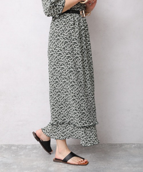 ap retro（アプレトロ）の「クリンクル加工ティアードナロースカート（スカート・レディース・ブラック/グリーン/アイボリー・FREE）」の7枚目の写真