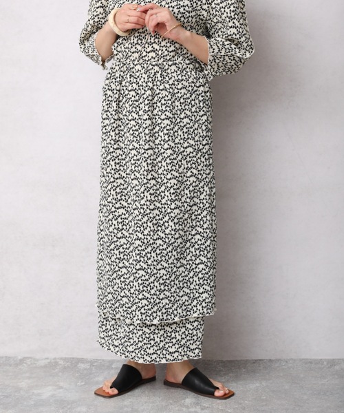 ap retro（アプレトロ）の「クリンクル加工ティアードナロースカート（スカート・レディース・ブラック/グリーン/アイボリー・FREE）」の15枚目の写真