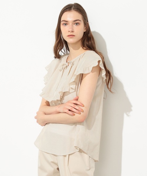 LE SOUK HOLIDAY（ルスークホリデー）の「ストライプラッフルノースリーブブラウス（シャツ/ブラウス・レディース・ベージュ/ネイビー・11号/9号）」の8枚目の写真