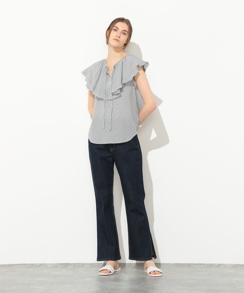 LE SOUK HOLIDAY（ルスークホリデー）の「ストライプラッフルノースリーブブラウス（シャツ/ブラウス・レディース・ベージュ/ネイビー・11号/9号）」の6枚目の写真