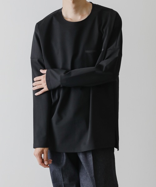 ATTACHMENT(アタッチメント)の「PONTE JERSEY TECHNICAL LOOSE-FIT T-SHIRT L/S(Tシャツ/カットソー・メンズ・ホワイト/ブラック/ブラウン・1/2/3)」の3枚目の写真