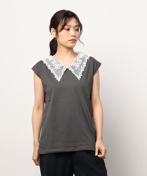 koe(コエ)の「レース衿ノースリーブTシャツ*(Tシャツ/カットソー・レディース・ライトグレー/ベージュ/オフホワイト/チャコールグレー・FREE)」の3枚目の写真