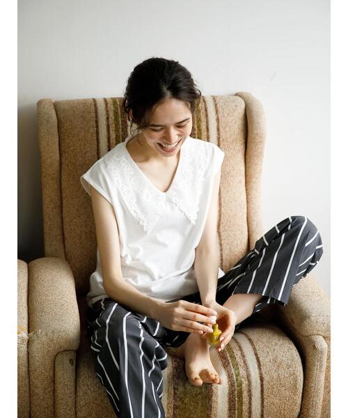 koe(コエ)の「レース衿ノースリーブTシャツ*(Tシャツ/カットソー・レディース・ライトグレー/ベージュ/オフホワイト/チャコールグレー・FREE)」の11枚目の写真