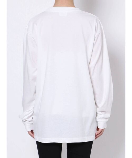 merry jenny（メリージェニー）の「PAPILLONS long Tee（Tシャツ/カットソー・レディース・オフホワイト/ベージュ/カーキ・FREE）」の13枚目の写真