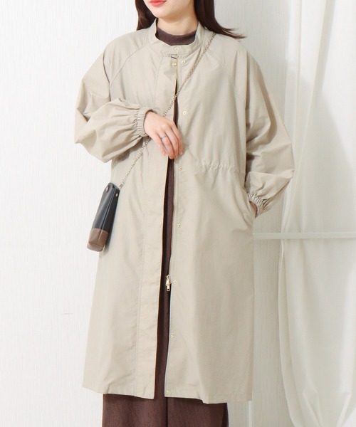 libelle more（リベル モア）の「撥水加工 スタンドカラーロングコート（マウンテンパーカー・レディース・ネイビー/カーキ/モカ/ブラック/グレイッシュベージュ・M/L）」の15枚目の写真