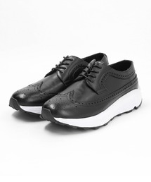 ウィングチップ　スニーカー