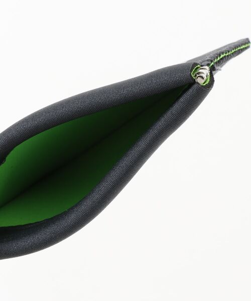 PUEBCO（プエブコ）の「COIN CARD HOLDER（コインケース・メンズ・ライトグレー/オリーブ/ダークグレー・ONE SIZE）」の6枚目の写真