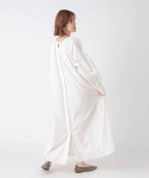 RIVE DROITE（リヴドロワ）の「雰囲気を変えて楽しめる1枚　【WEB限定】2WAYベストワンピース（ワンピース・レディース・ホワイト/ブラック・FREE）」の4枚目の写真