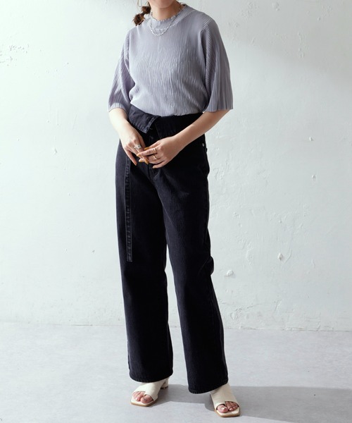 DISCOAT（ディスコート）の「ランダムプリーツハイネック5分袖プルオーバー（Tシャツ/カットソー・レディース・ブラック/ホワイト系その他/ブルー系その他・FREE）」の21枚目の写真