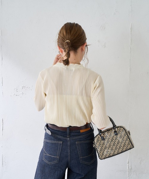 DISCOAT（ディスコート）の「ランダムプリーツハイネック5分袖プルオーバー（Tシャツ/カットソー・レディース・ブラック/ホワイト系その他/ブルー系その他・FREE）」の14枚目の写真