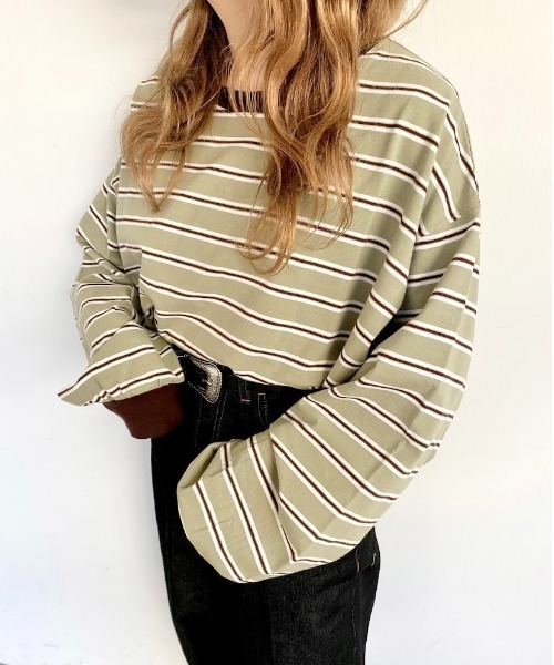 nemne store(ネンネストア)の「ミルフィーユを作るマルチボーダーロンT(Tシャツ/カットソー・レディース・カーキ/グリーン/グレー系/ブラウン系・フリー)」の15枚目の写真