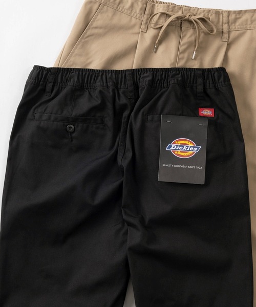 Dickies（ディッキーズ）の「【Dickies/ディッキーズ】 TCツイル タックテーパード ワークパンツ（チノパンツ・メンズ・ベージュ/チャコールグレー/ブラック/オリーブ/ブラック系その他/インディゴブルー・L/M/XL）」の2枚目の写真