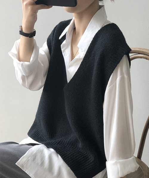 c.u.l（シーユーエル）の「ワイドVネックベスト culw91（ベスト・レディース・ブラック/イエロー/グレー/ベージュ/ブラウン・FREE）」の11枚目の写真