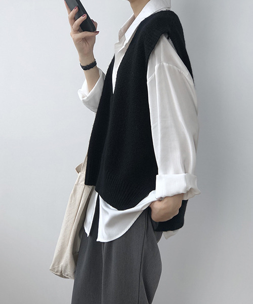 c.u.l（シーユーエル）の「ワイドVネックベスト culw91（ベスト・レディース・ブラック/イエロー/グレー/ベージュ/ブラウン・FREE）」の13枚目の写真