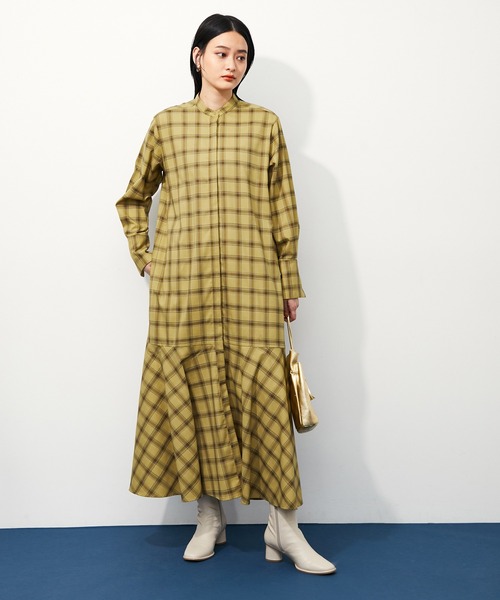 ADAM ET ROPE'(アダムエロペ)の「マーメイドシャツワンピース(ワンピース・レディース・ブラック/サックスブルー/イエロー系その他・FREE)」の15枚目の写真