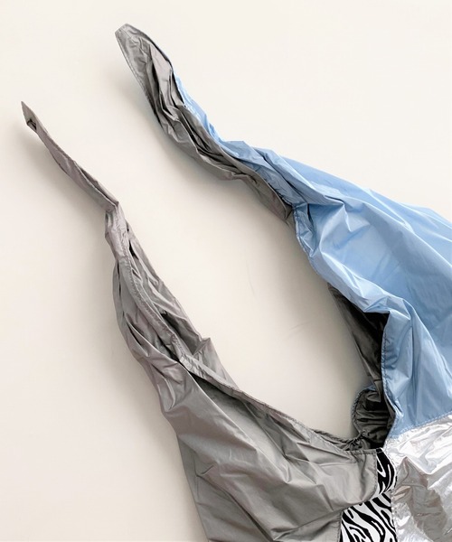 Casselini（キャセリーニ）の「シャイニーMIXショッパー（トートバッグ・レディース・グリーン系その他/シルバー系その他・ONE SIZE）」の4枚目の写真