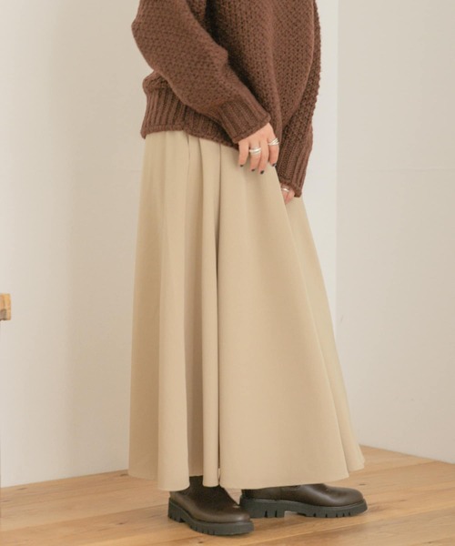 ITEMS URBANRESEARCH（アイテムズ アーバンリサーチ）の「ボリュームフレアスカート（スカート・レディース・ブラック/ベージュ/イエロー・FREE）」の4枚目の写真