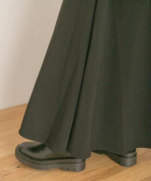 ITEMS URBANRESEARCH（アイテムズ アーバンリサーチ）の「ボリュームフレアスカート（スカート・レディース・ブラック/ベージュ/イエロー・FREE）」の12枚目の写真