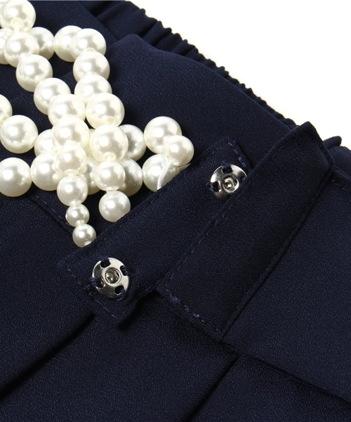 MIIA（ミーア）の「パールタックパンツ（その他パンツ・レディース・ブラック/サンドベージュ/ネイビー・1/2）」の12枚目の写真