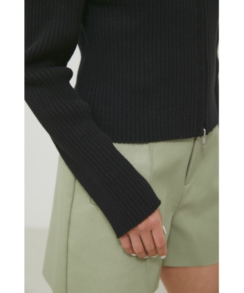 LAGUA GEM（ラグアジェム）の「FRONT ZIP 2WAY TOPS（ニット/セーター・レディース・ブラック/ライトグリーン/ホワイト・FREE）」の8枚目の写真
