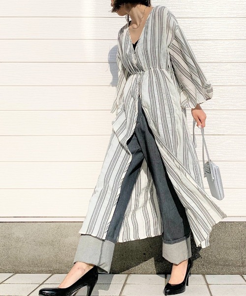 Q（キュー）の「へリンボンストライプガウンワンピース（シャツワンピース・レディース・ブラック系その他/グリーン系その他・MEDIUM）」の2枚目の写真