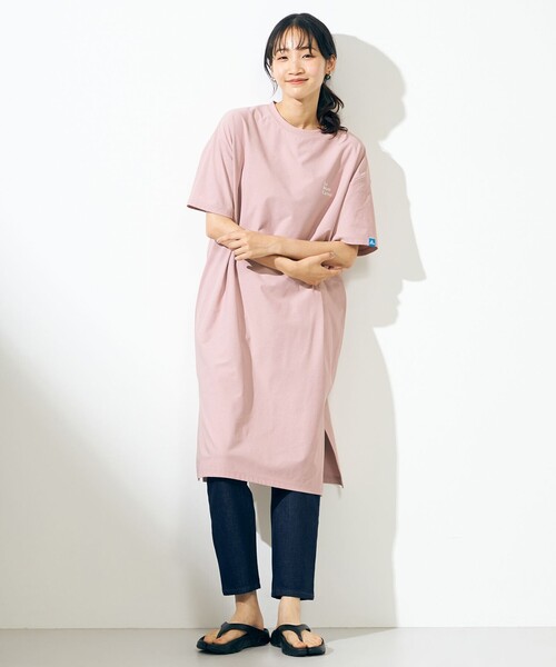SHARE PARK（シェアパーク）の「【LADIES】UVカット ロゴ半袖カットワンピース（ワンピース・レディース・ホワイト系/ベージュ系/オールドローズ系/ブルー系・X-SMALL/MEDIUM/SMALL）」の4枚目の写真
